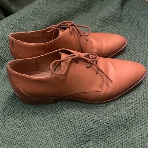 Madewell Frances Oxford in English Saddle, Size 9